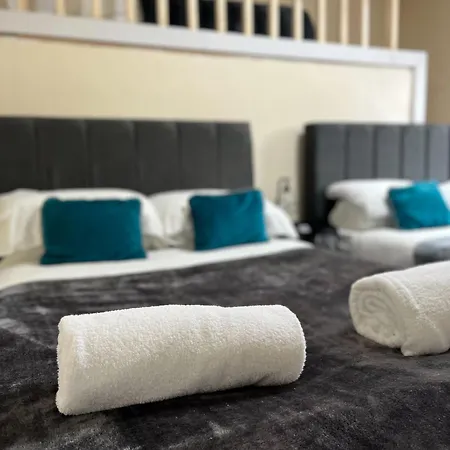 Stylish 2 Bedroom Apartment Close To Everything Birmingham Buitenkant foto