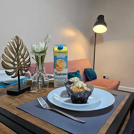 Stylish 2 Bedroom Apartment Close To Everything Birmingham Buitenkant foto
