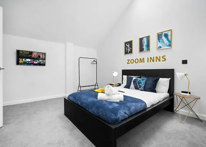Stylish 2 Bedroom Apartment Close To Everything