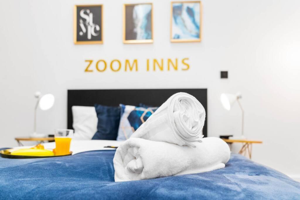 Apartment Stylish 2 Bedroom Close To Everything