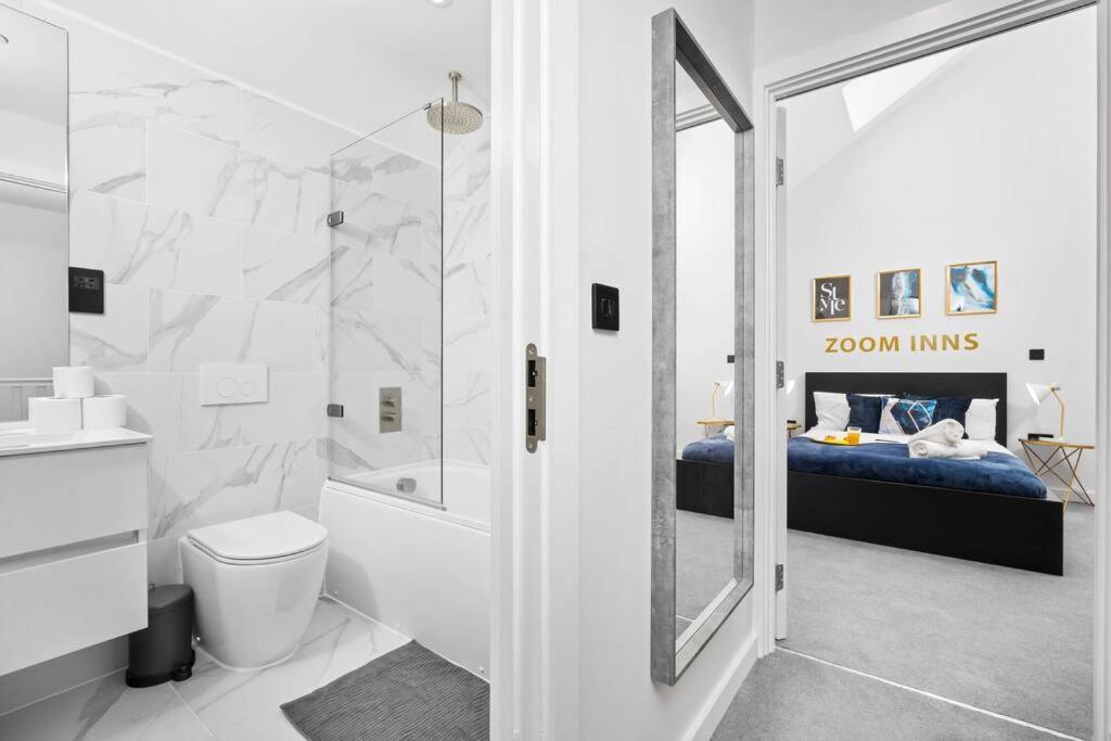 Apartment Stylish 2 Bedroom Close To Everything *